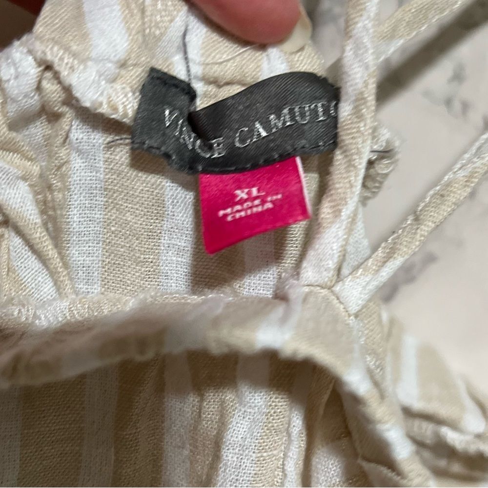 VINCE CAMUTO Off-the-Shoulder Blouse - Picture 6 of 9